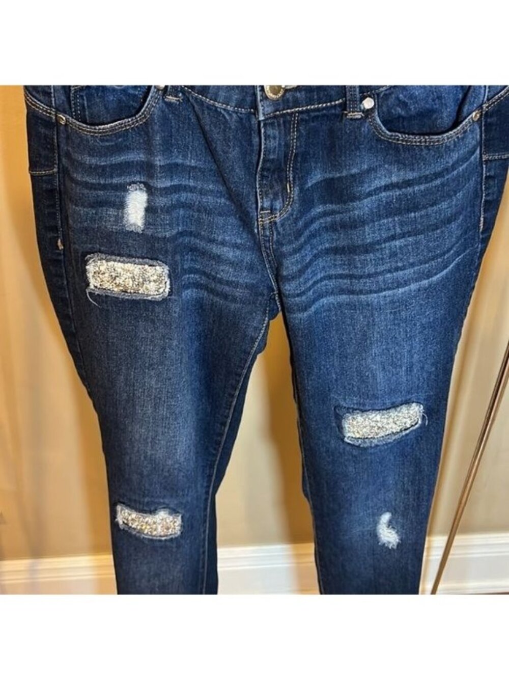 Juicy Couture skinny jeans Y2K Dark wash distressed glittery patches Size 6 - Picture 3 of 16